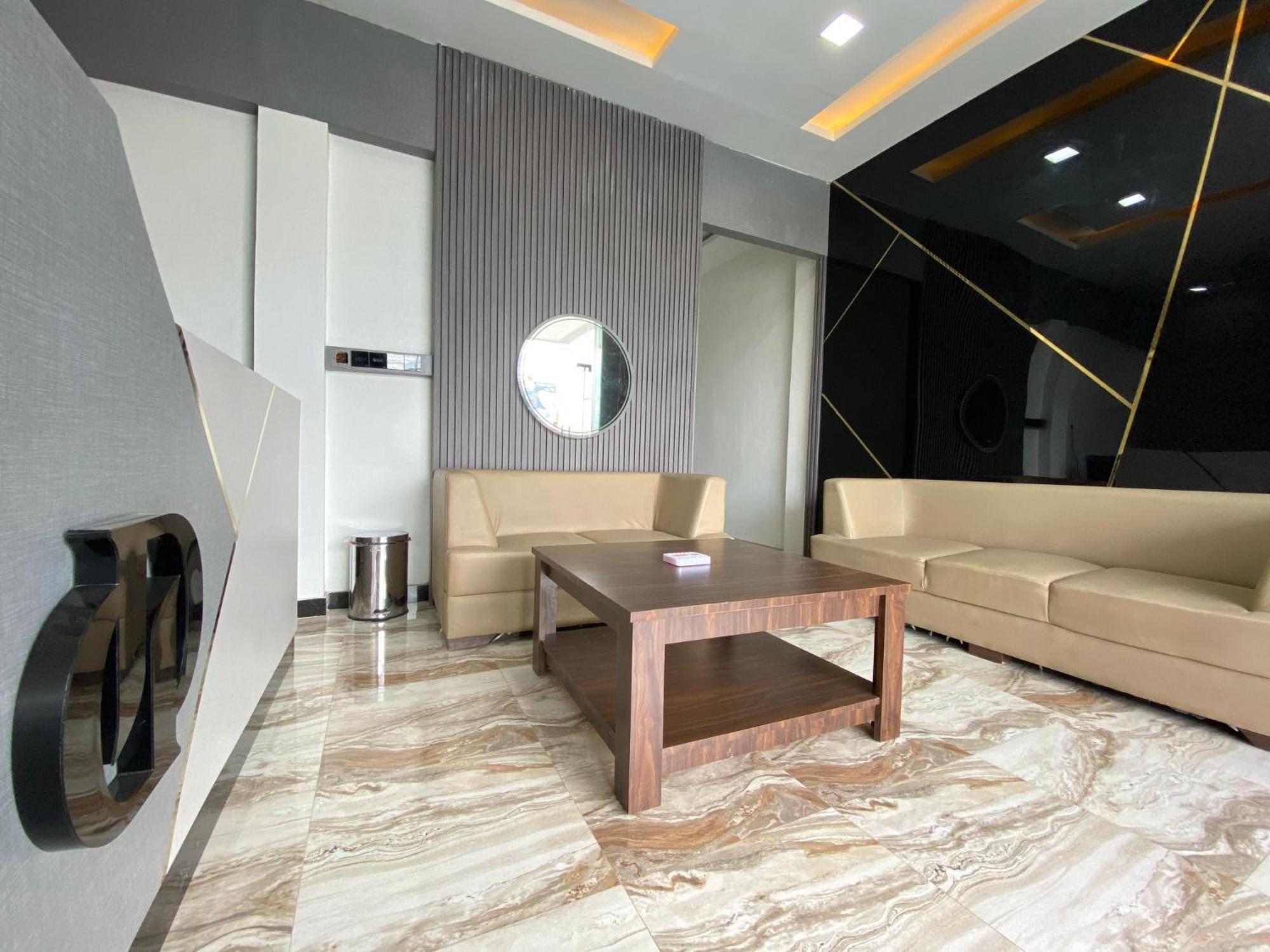 Double D Guesthouse Syariah 武吉丁宜 外观 照片